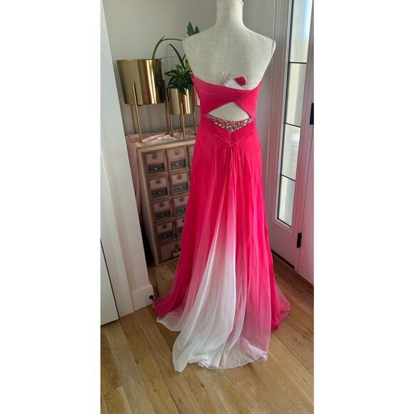 Cache Pink and White Ombre Grecian Sweetheart Neckline Gown - 2 - Picture 5 of 8